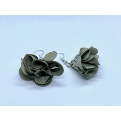 Fiori stoffa grigi